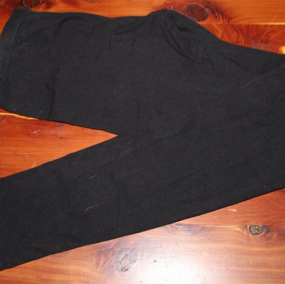 Black leggings